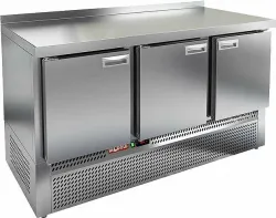 Купить стол морозильный hicold gne 111/bt гастронормированный 70*148,5*85 см c 3 дверьми – цена от завода, доставка до двери | RuOborudovanie.ru