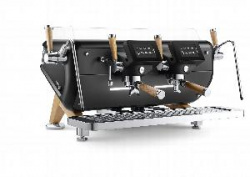 Кофемашина рожковая C.M.A. Astoria Storm 4000 Saep/2 черный/черный автостимер