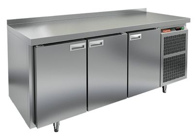 Стол охлаждаемый Hicold GN 111/TN  (-2+10), 3 двери, 1835х700х850