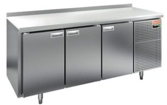 Стол охлаждаемый Hicold SN 111/TN (-2+10), 3 двери, 1835х600х850 – купить в Ижевске по цене завода