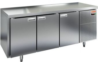 Стол с морозильный шкафом Hicold Gn111/Bt O – купить в Ижевске по цене завода